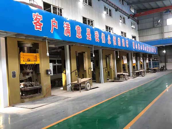 新密市“中國(guó)耐火材料之都”創(chuàng)建工作順利通過(guò)專家組考評(píng)